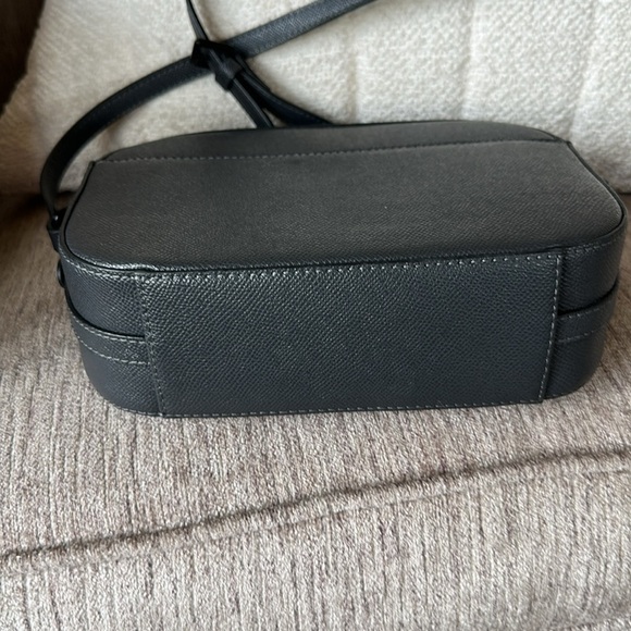 Kurt Geiger dark Gray Leather camera crossbody bag. - Picture 4 of 7